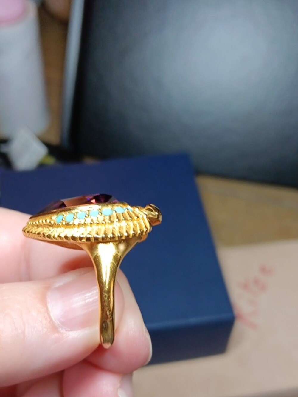 Elizabeth Taylor Avon Egyptian Falcon Ring - Picture 6 of 14